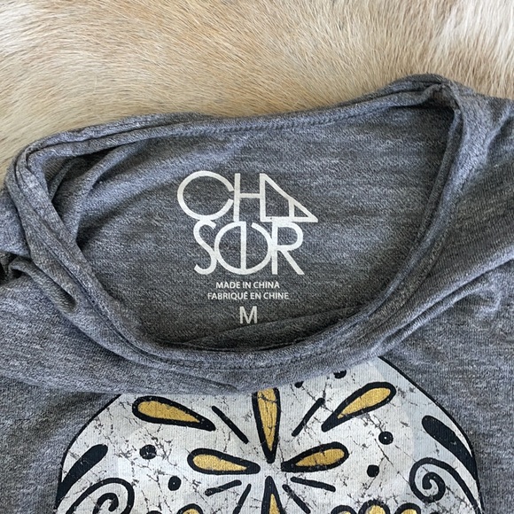 Chaser Brand Skull Tee: Size M - Picture 3 of 5
